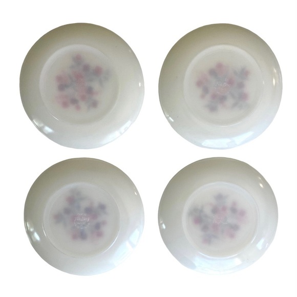 VINTAGE Fire King Milk Glass 4 Lunch Plates #24  7.5” Primrose Red Pink MCM 50s - Picture 6 of 7